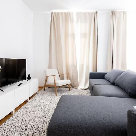 Orestaliving- 3Br On The Daube Canal/Friedensbruecke Виена Екстериор снимка