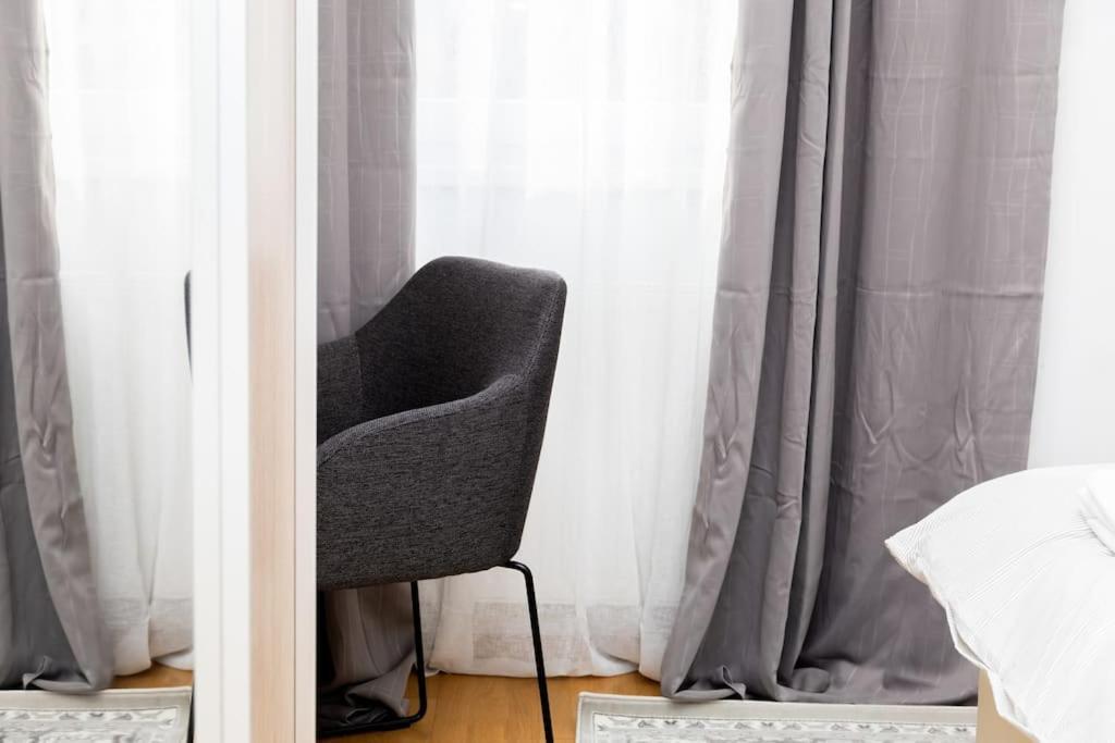 Orestaliving- 3Br On The Daube Canal/Friedensbruecke Виена Екстериор снимка